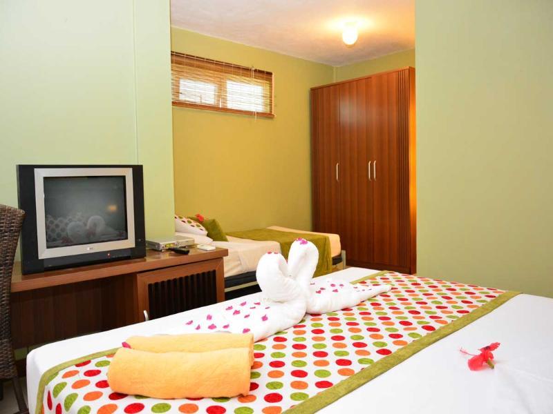 La Margarita Hotel Pointe-aux-Piments Eksteriør billede