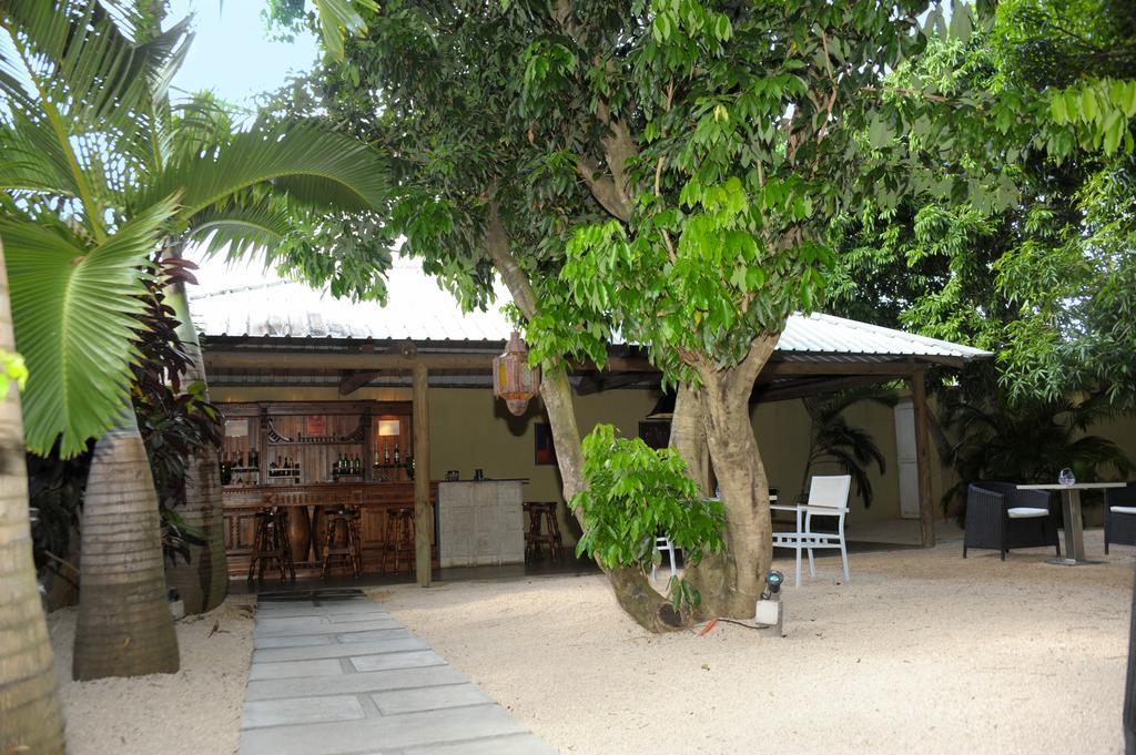 La Margarita Hotel Pointe-aux-Piments Eksteriør billede